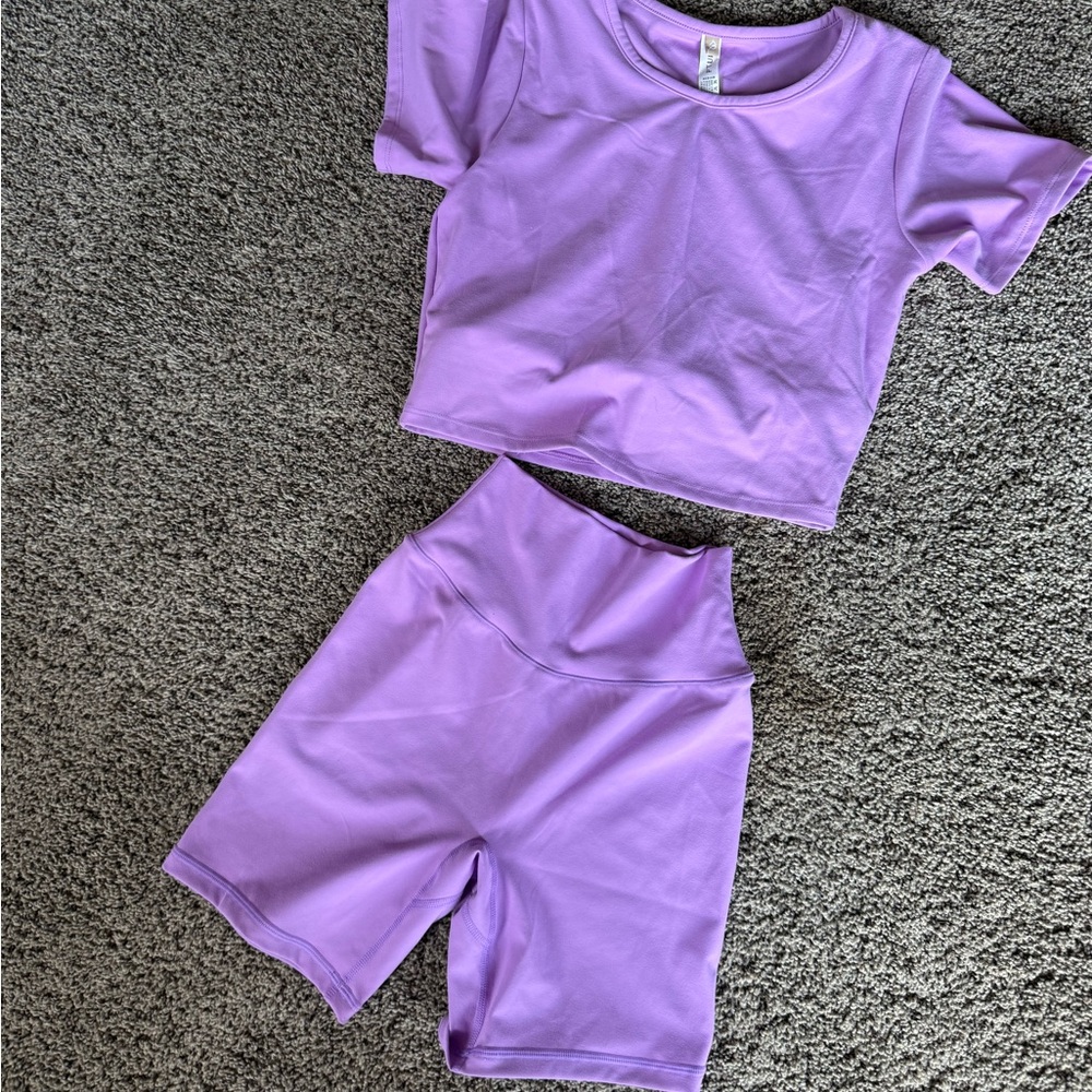 P’Tula workout set shorts/top